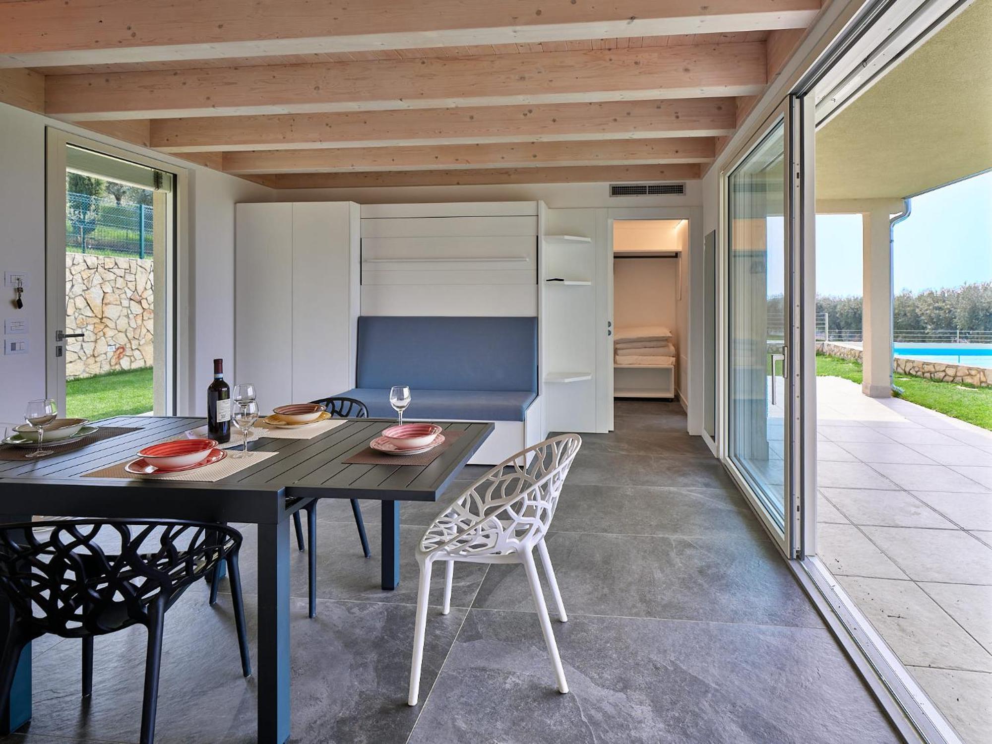 Villa Sunny Lake Suites Bardolino Bagian luar foto