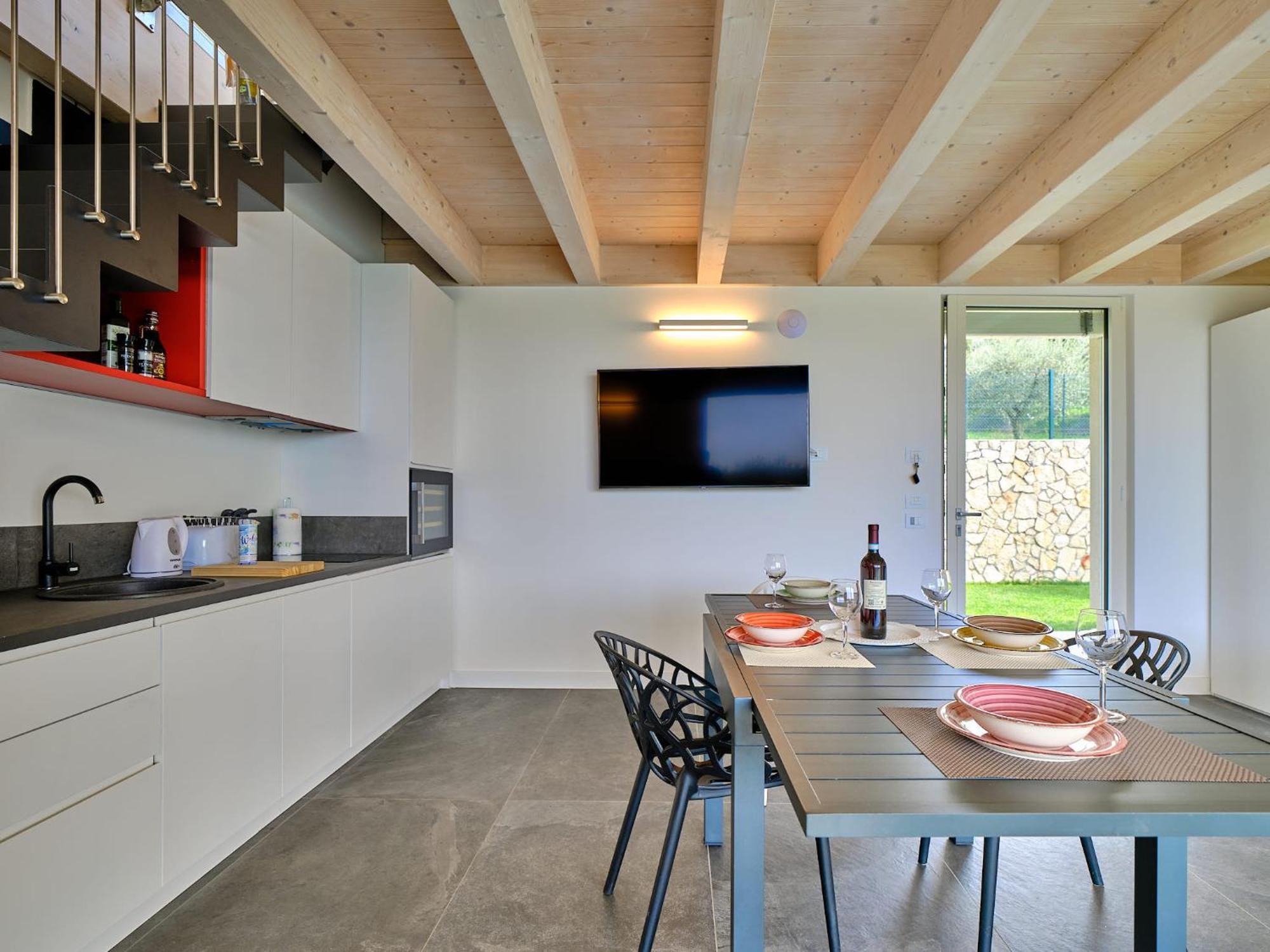 Villa Sunny Lake Suites Bardolino Bagian luar foto